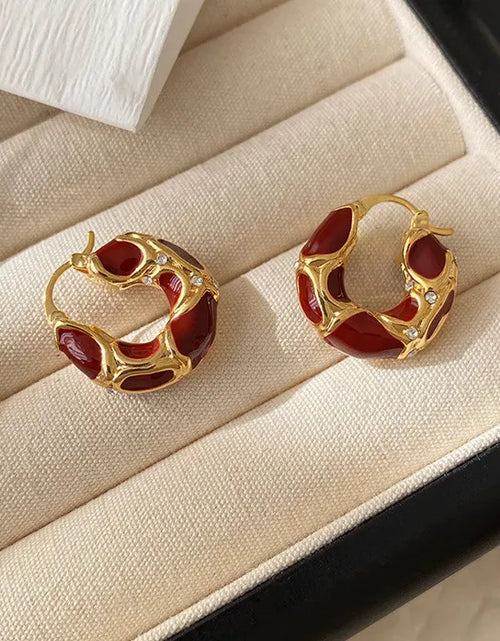 Load image into Gallery viewer, French Retro Enamel Leopard Print U-Shaped Ear Buckle Women Temperament Earrings Party and Daily Wear Fashion Jewelry
