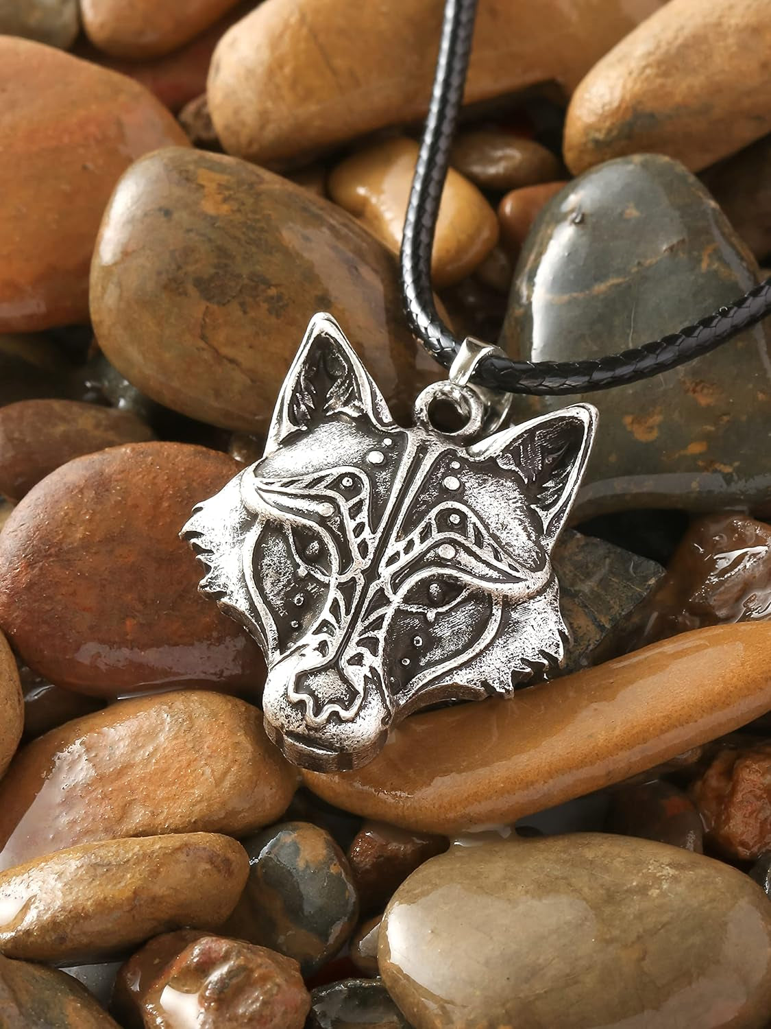 HAQUIL Wolf Necklace, Viking Wolf Head Pendant, Wolf Necklace Collection, Wolf Jewelry Gift for Men and Women