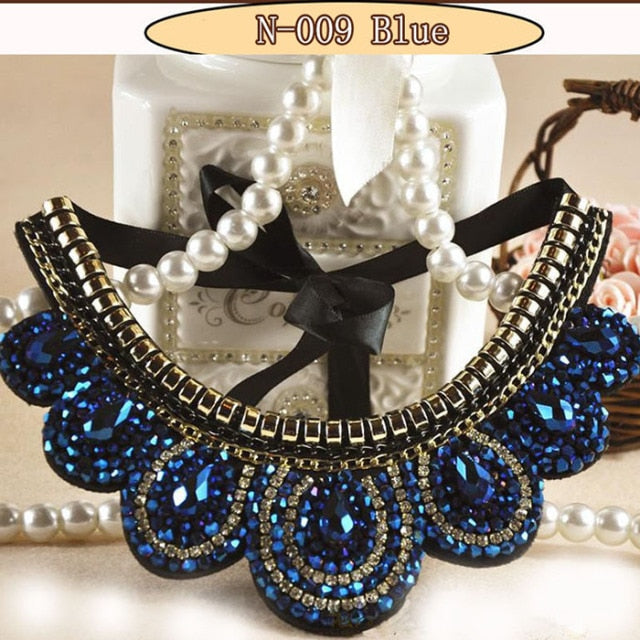 Fashionable Statement Choker Necklace