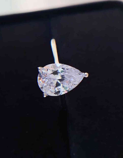 Load image into Gallery viewer, Classic Teardrop 2 Carat Moissanite Ring
