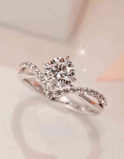 Load image into Gallery viewer, Bold Beauty 1 Carat Moissanite Heart-Shaped Ring
