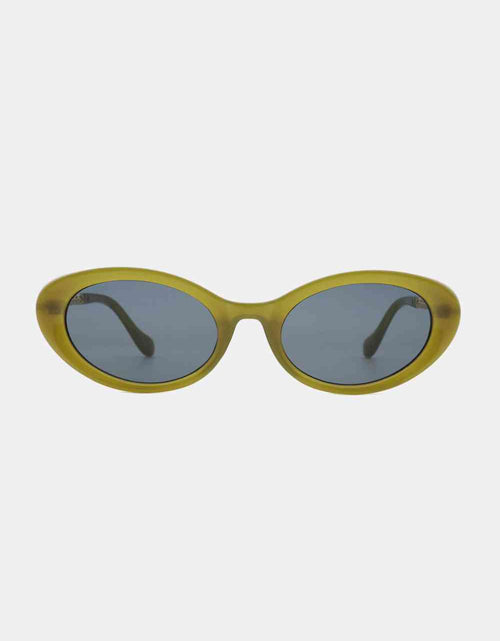 Load image into Gallery viewer, Polycarbonate Frame Cat-Eye Sunglasses
