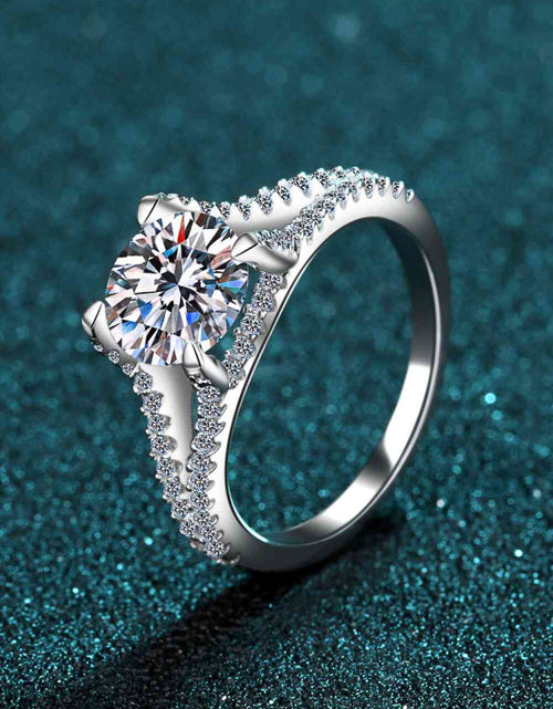 Load image into Gallery viewer, Stylish Moissanite Sterling Silver Ring
