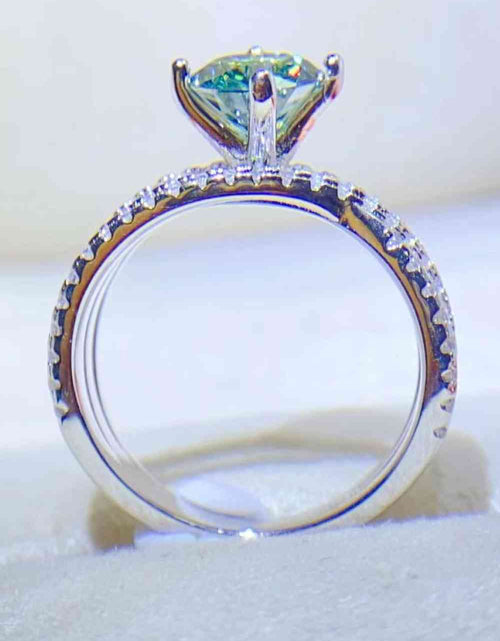 Load image into Gallery viewer, 1 Carat Moissanite Contrast 925 Sterling Silver Ring
