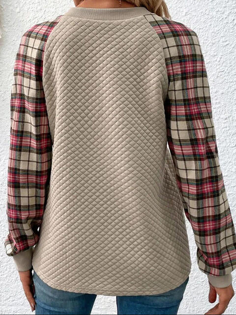 Load image into Gallery viewer, Plaid Round Neck Sweatshirt
