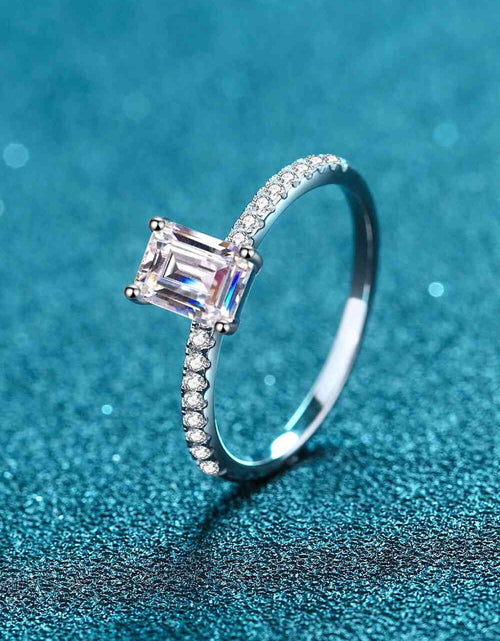 Load image into Gallery viewer, 925 Sterling Silver Ring with Moissanite
