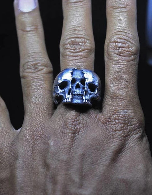 Load image into Gallery viewer, Men&#39;s Gothic Skull Ring
