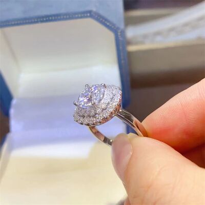 Load image into Gallery viewer, 2 Carat Moissanite 925 Sterling Silver Ring
