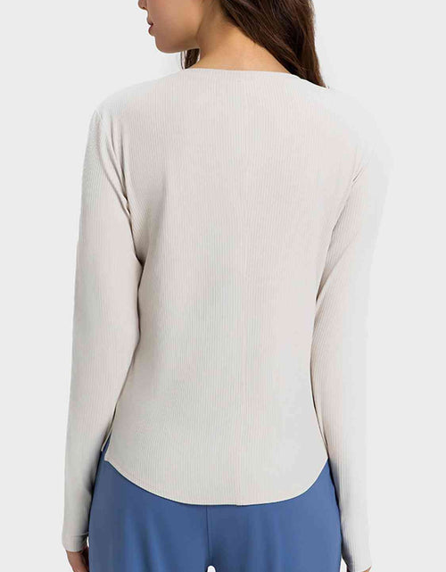 Load image into Gallery viewer, Round Neck Long Sleeve Sport Top
