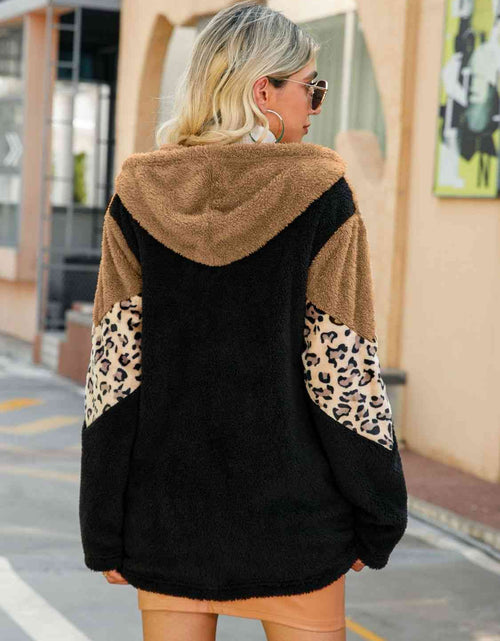 Load image into Gallery viewer, Leopard Color Block Hooded Teddy Jacket
