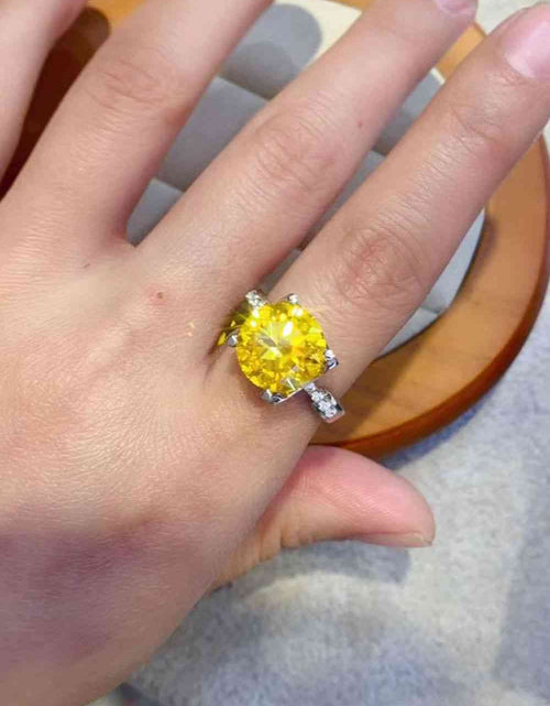 Load image into Gallery viewer, 5 Carat Moissanite 925 Sterling Silver Ring in Banana Yellow
