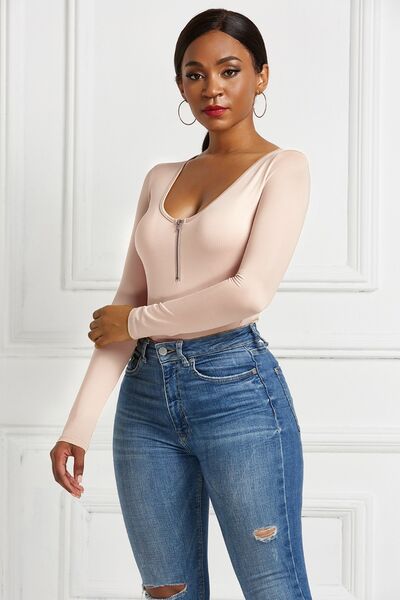 Load image into Gallery viewer, Half Zip Scoop Neck Long Sleeve Bodysuit
