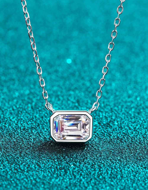 Load image into Gallery viewer, Beautiful Words 1 Carat Moissanite Pendant Necklace
