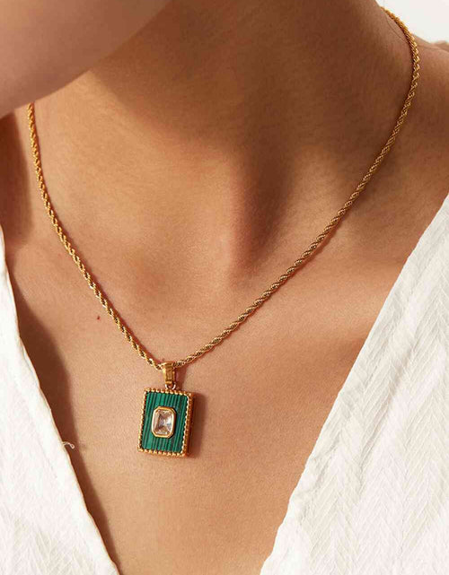 Load image into Gallery viewer, Square Pendant Twisted Chain Necklace
