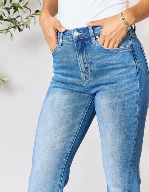 Load image into Gallery viewer, BAYEAS Slit Flare Jeans
