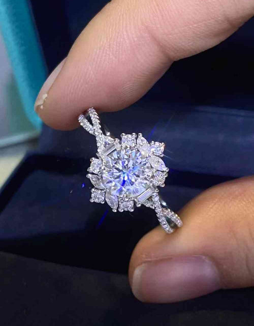 Load image into Gallery viewer, Floral 2 Carat Moissanite Crisscross Ring
