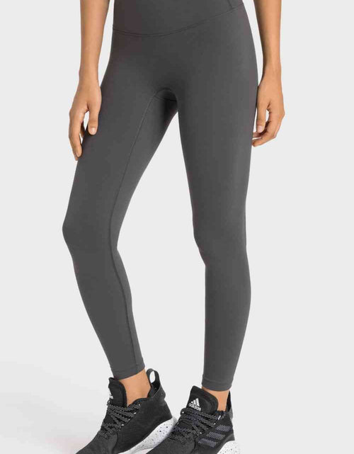 Load image into Gallery viewer, High-Rise Wide Waistband Yoga Leggings
