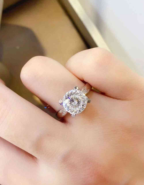 Load image into Gallery viewer, 2 Carat Moissanite 925 Sterling Silver Ring
