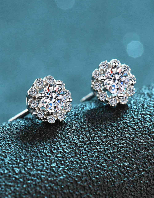 Load image into Gallery viewer, Moissanite Floral-Shaped Stud Earrings
