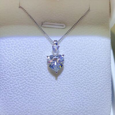 Load image into Gallery viewer, 2 Carat Moissanite 925 Sterling Silver Heart Pendant Necklace
