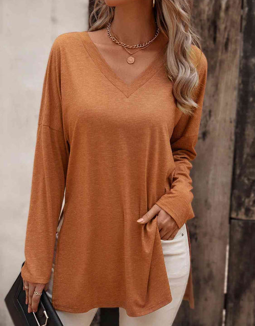 Load image into Gallery viewer, V-Neck Long Sleeve Slit Top
