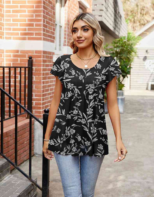 Load image into Gallery viewer, Round Neck Short Sleeve Tee
