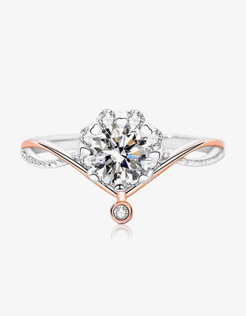 Load image into Gallery viewer, Moissanite and Zircon Contrast Crisscross Ring
