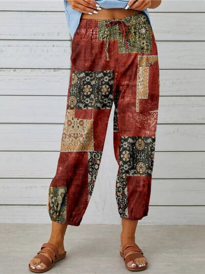 Load image into Gallery viewer, Printed Tied Cropped Pants
