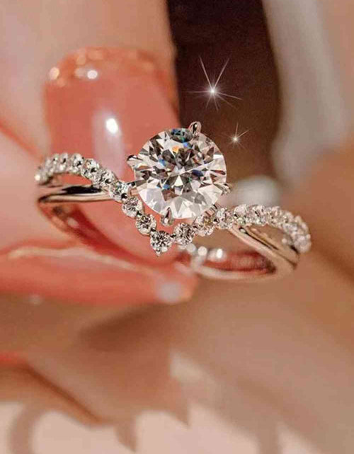 Load image into Gallery viewer, Bold Beauty 1 Carat Moissanite Heart-Shaped Ring
