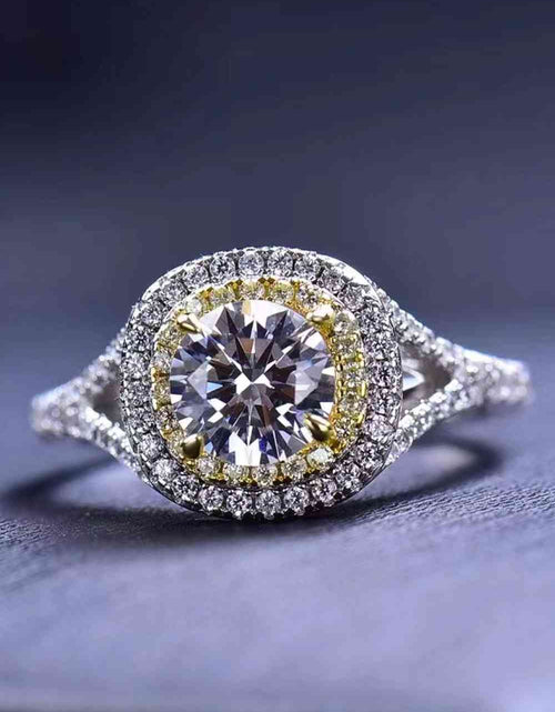 Load image into Gallery viewer, Two-Tone 1 Carat Moissanite Ring
