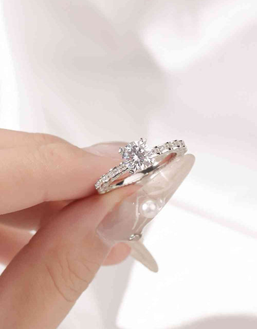 Load image into Gallery viewer, 1 Carat Moissanite 925 Sterling Silver Ring
