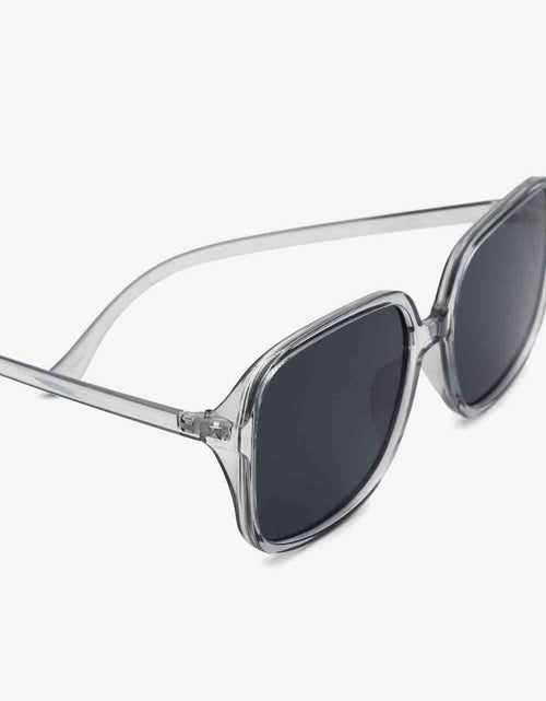 Load image into Gallery viewer, Polycarbonate Square Sunglasses
