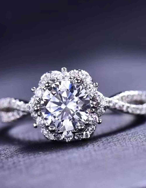 Load image into Gallery viewer, Platinum-Plated Six Prong 1 Carat Moissanite Ring
