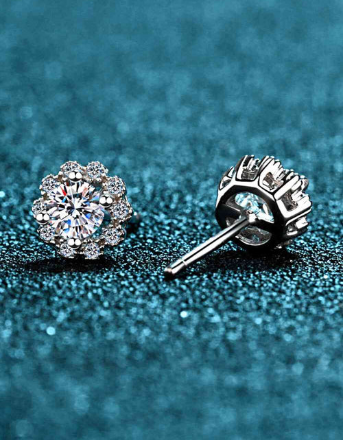 Load image into Gallery viewer, Moissanite Floral-Shaped Stud Earrings
