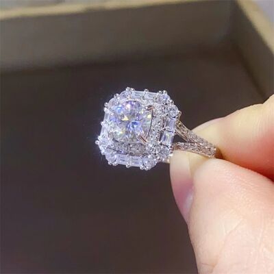 Load image into Gallery viewer, 1 Carat Moissanite 925 Sterling Silver Ring
