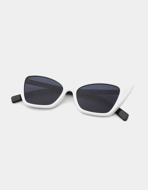 Load image into Gallery viewer, Acetate Lens Cat Eye Sunglasses
