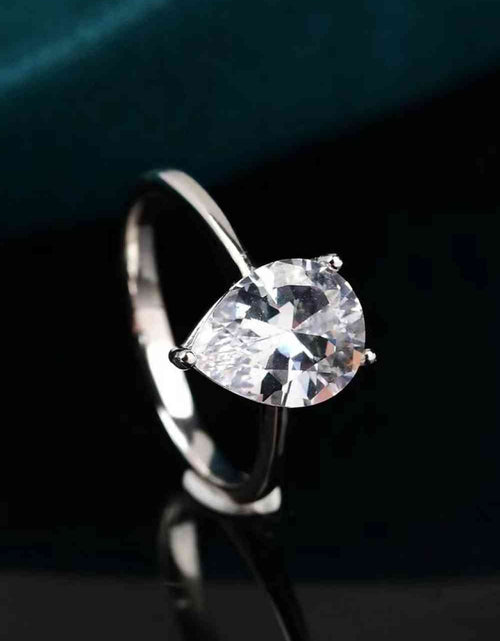 Load image into Gallery viewer, Classic Teardrop 2 Carat Moissanite Ring
