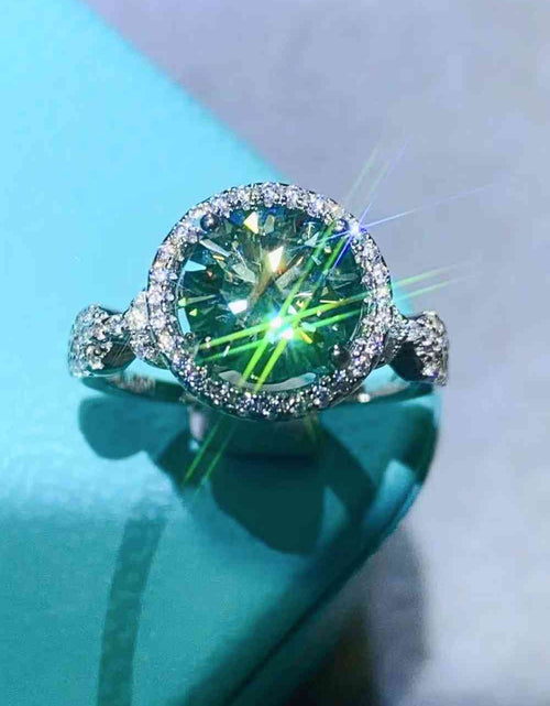 Load image into Gallery viewer, 2 Carat Moissanite Emerald Green Ring
