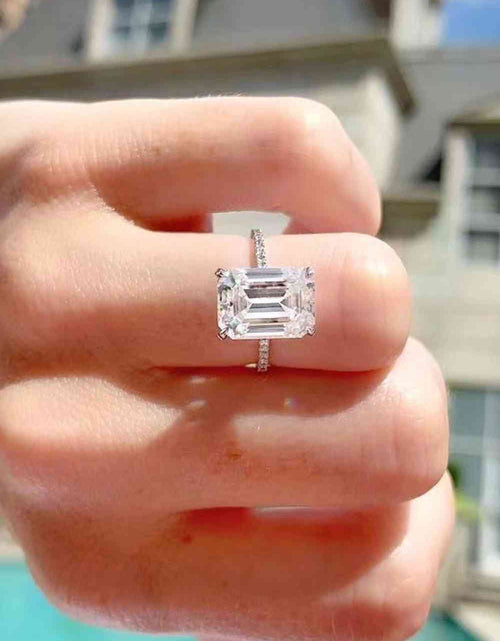 Load image into Gallery viewer, 5 Carat Moissanite Side Stone Ring
