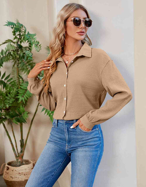 Load image into Gallery viewer, Collared Neck Buttoned Long Sleeve Shirt
