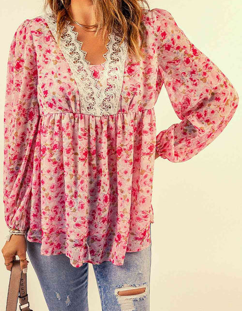 Load image into Gallery viewer, Floral Lace Trim Balloon Sleeve Blouse
