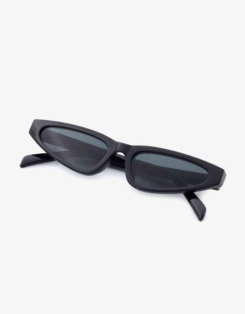 Load image into Gallery viewer, Polycarbonate Frame UV400 Cat Eye Sunglasses
