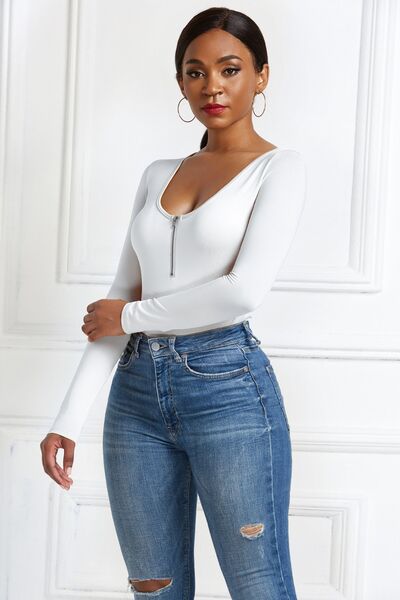 Load image into Gallery viewer, Half Zip Scoop Neck Long Sleeve Bodysuit
