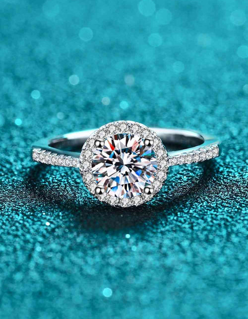 Load image into Gallery viewer, Ready To Flaunt Moissanite Ring
