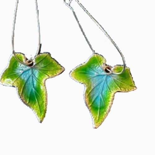 Load image into Gallery viewer, Alloy Leaf Drop Earrings
