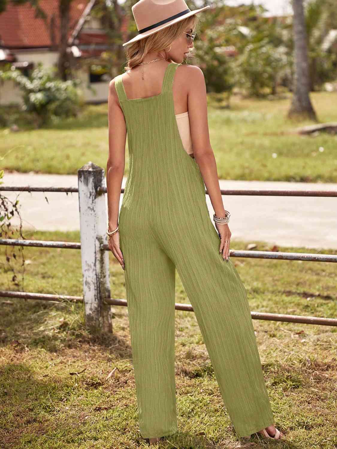 Round Neck Sleeveless Jumpsuit with Pockets