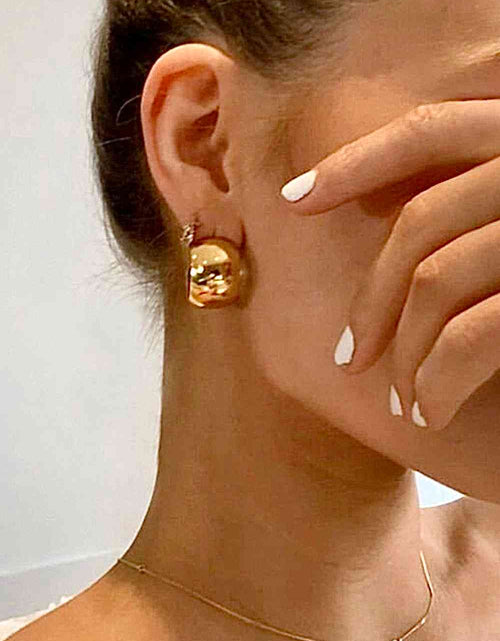 Load image into Gallery viewer, 18K Gold Plated C-Hoop Earrings
