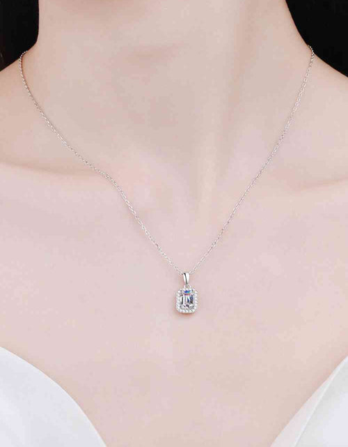 Load image into Gallery viewer, Square Moissanite Pendant Chain Necklace
