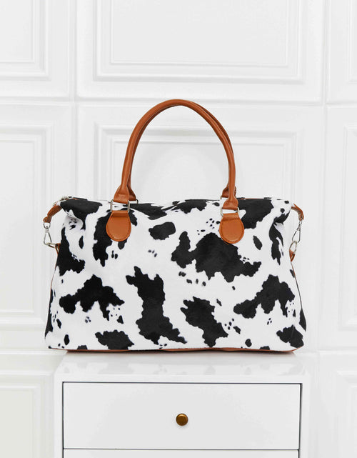 Load image into Gallery viewer, Animal Print Brushed Weekender Bag
