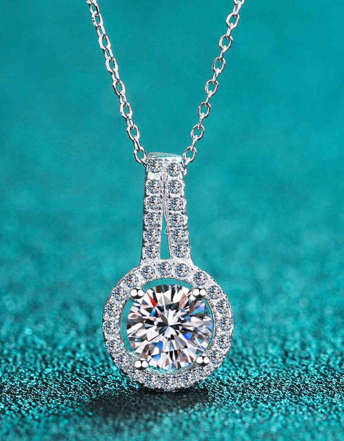 Load image into Gallery viewer, Build You Up Moissanite Round Pendant Chain Necklace
